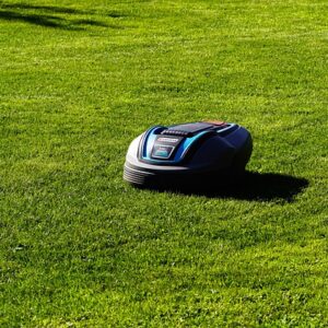 Oftest stillede spørgsmål om  robotplæneklipper. 8 ting du bør få svar på